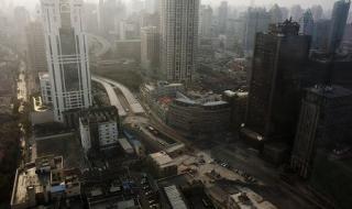 上海外滩隧道车祸 上海外滩隧道车祸